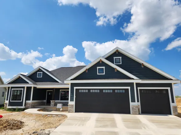 4074 Hanover Dr, Deforest, WI 53532