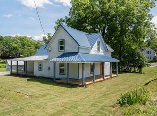 114 Montgomery St, Campobello, SC 29322