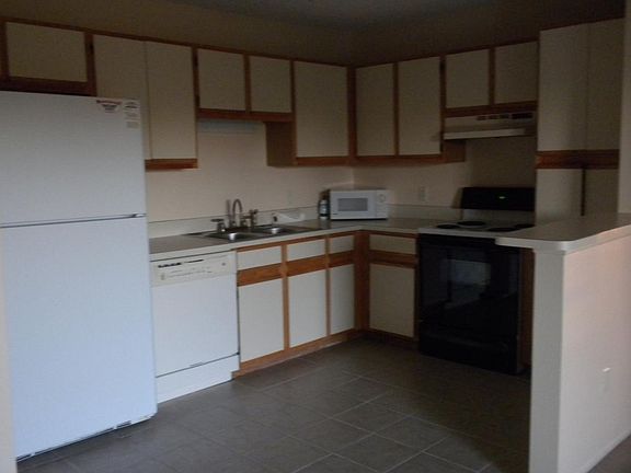 4th image of 15018 Island Dr
