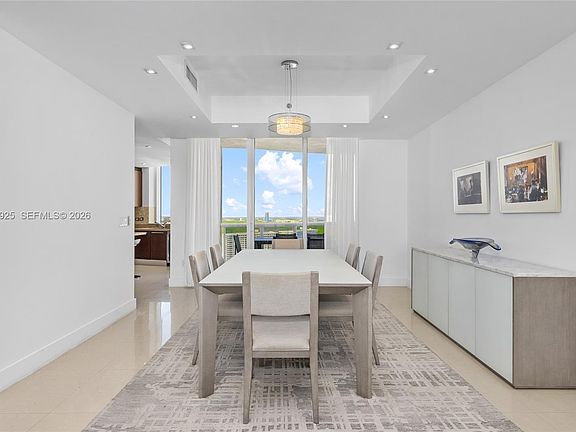 4th image of 16001 Collins Ave APT 2704