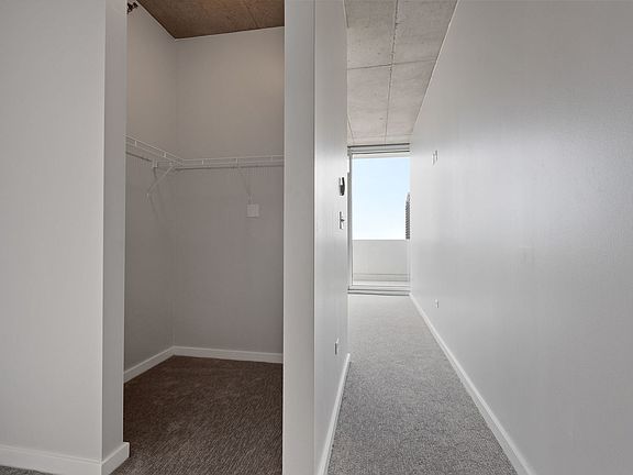 5th image of 1720 S Michigan Ave APT 801