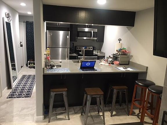 3rd image of 4165 33rd St