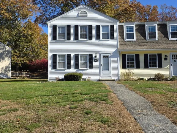 20 Lakeside Dr P, Ledyard, CT 06339