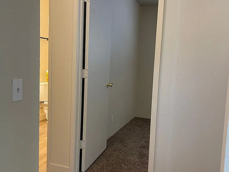 1114 Orange Ave — Photo 6