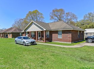 4747 Adams Ave, Moss Point, MS 39563