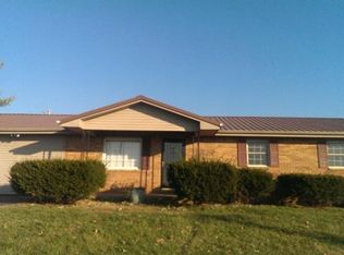 36 W Tunnel Hill Rd, Owingsville, KY 40360
