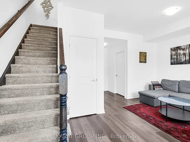 61 Soho St #68 — Photo 9