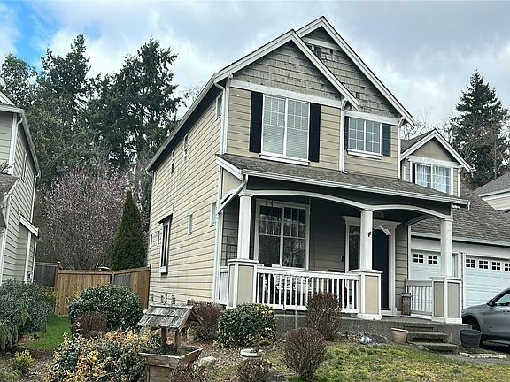 3rd image of 3113 Maplewood Cir NE