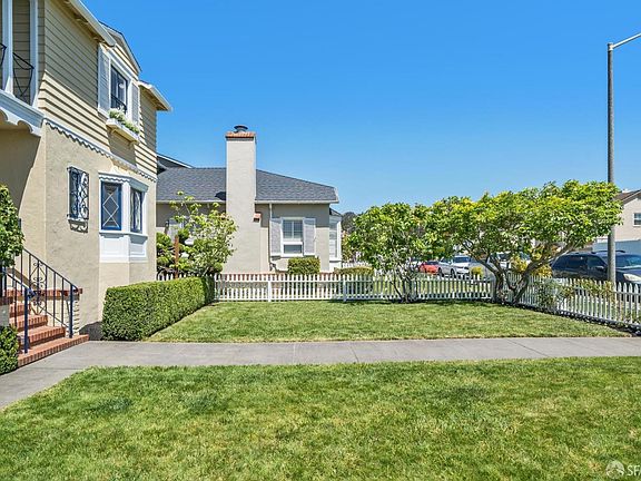 4th image of 85 Beachmont Dr