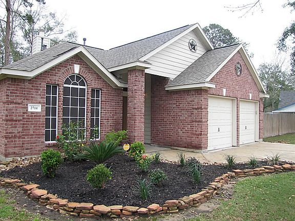 3rd image of 2714 Lake Breeze Ln