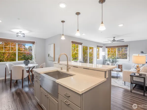 107 Ave. 20th #401, Seattle, WA 98122