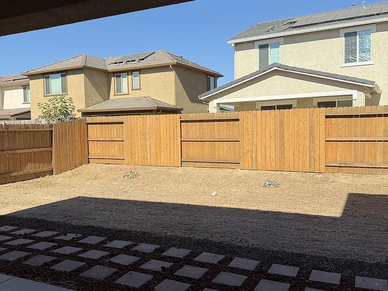 5000 Marshmallow Dr — Photo 6
