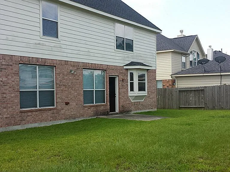 4602 Countrymeadows Dr — Photo 27