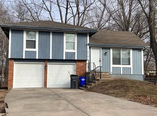 618 N Iowa St, Olathe, KS 66061