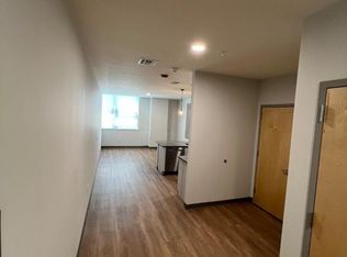 70 W Grand St, Elizabeth, NJ 07202