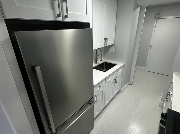 120 Huntington Tpke Unit 305, Bridgeport, CT 06610