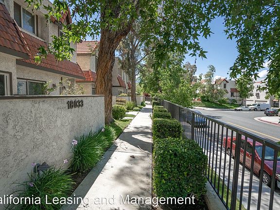 2nd image of 18033 River Cir APT 3