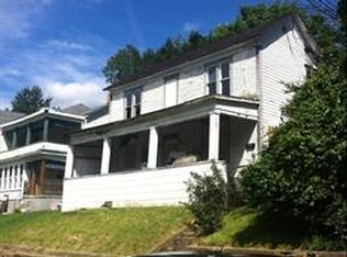 117 Main St, Cameron, WV 26033