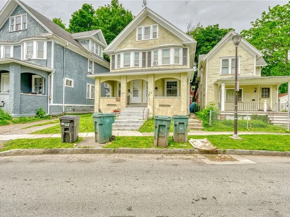 65-67 Woodlawn St, Rochester, NY 14607