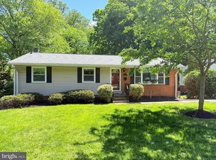 100 James Dr SW, Vienna, VA 22180