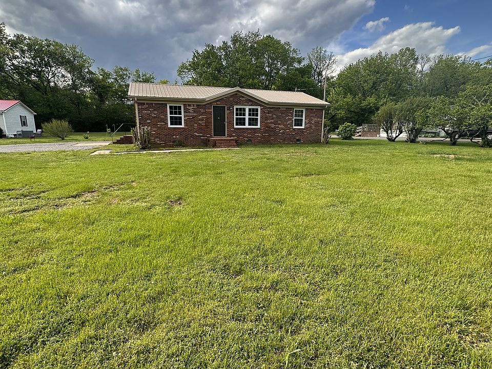 2nd image of 1365 Meadowbrook Dr