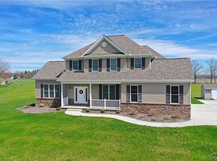 5295 Irish Rd, Lockport, NY 14094