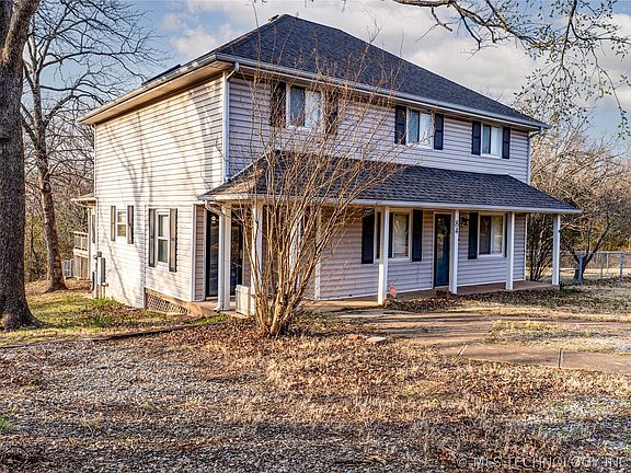 2nd image of 84 Weatherwood Way