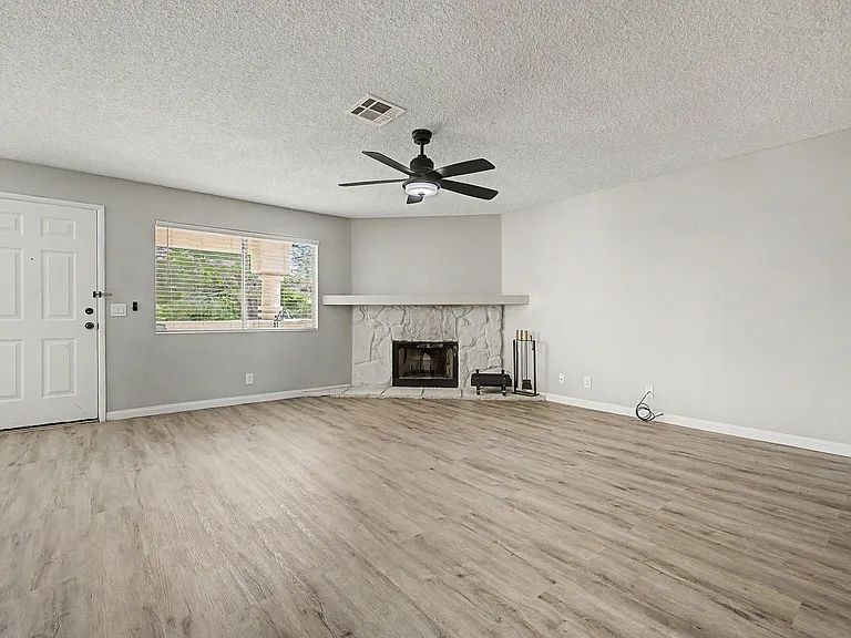 1513 Cedar Rock Ln #202 — Photo 7