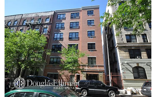 Rented by Douglas Elliman | media 25