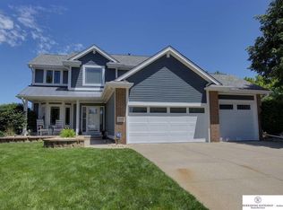 15210 Bauman Ave, Omaha, NE 68116