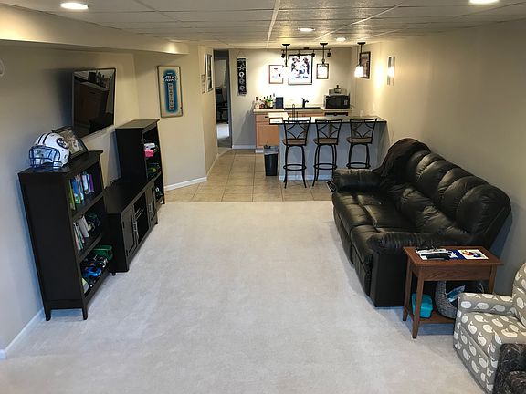 Downstairs family room/bar