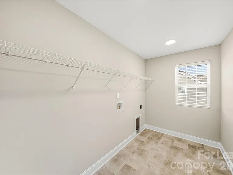 11507 Valley Oaks Ln — Photo 18