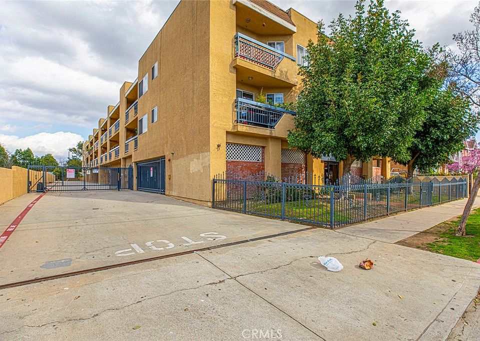1st image of 9014 Burnet Ave Unit 104