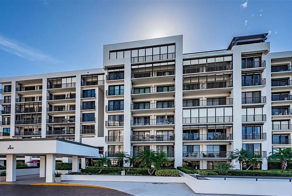 6 Belleview Blvd #306