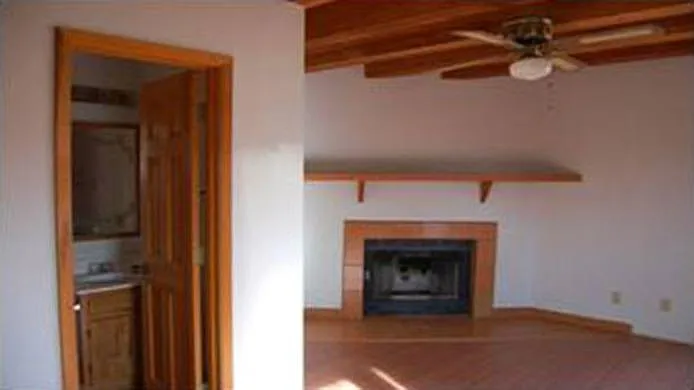 2 bed, 1.5 bath, 1350 sqft, $1,495 — Photo 2