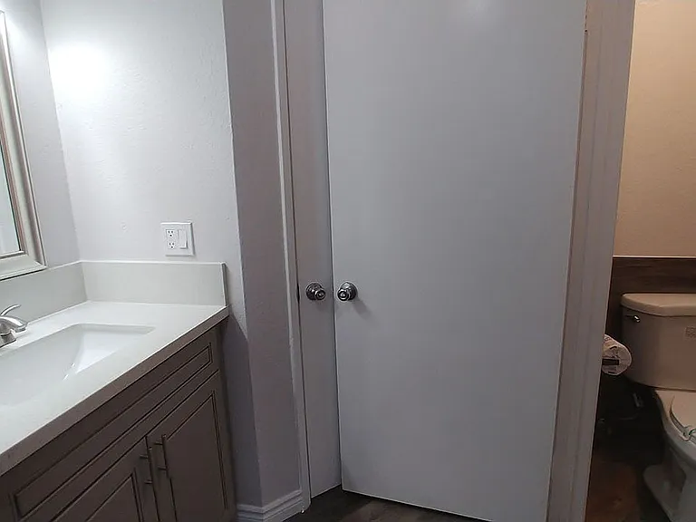Five Star Suites — Photo 74