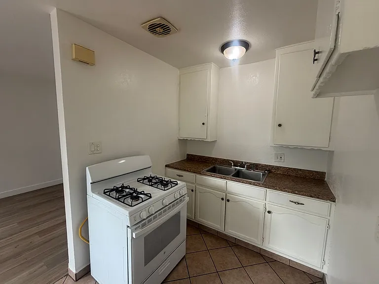 1518-40 E Artesia Blvd — Photo 51