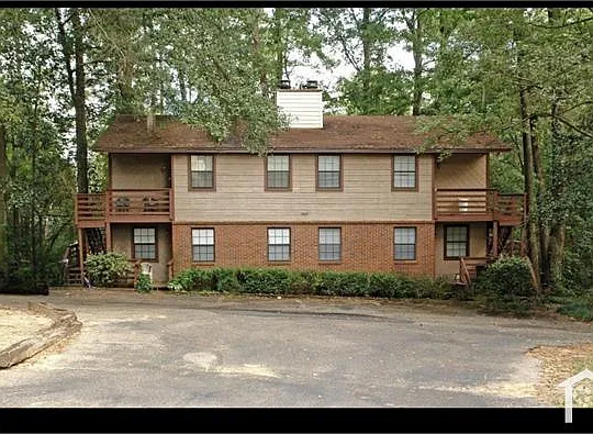 1802 Sylvan Ct #B — Photo 7