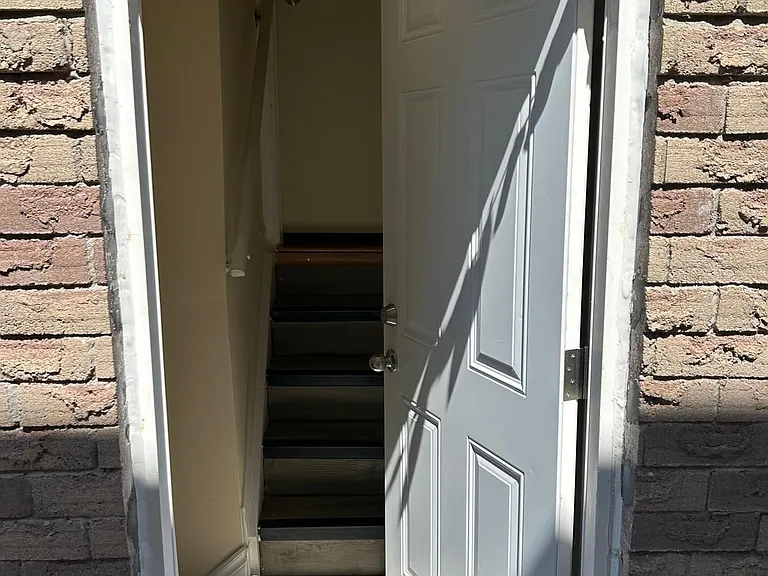 66 Cluett Dr #BASEMENT — Photo 14