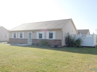 63 Naugatuck Way, Waterville, OH 43566