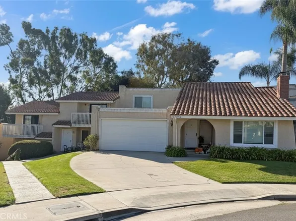 17172 Harbor Bluffs Cir, Huntington Beach, CA 92649
