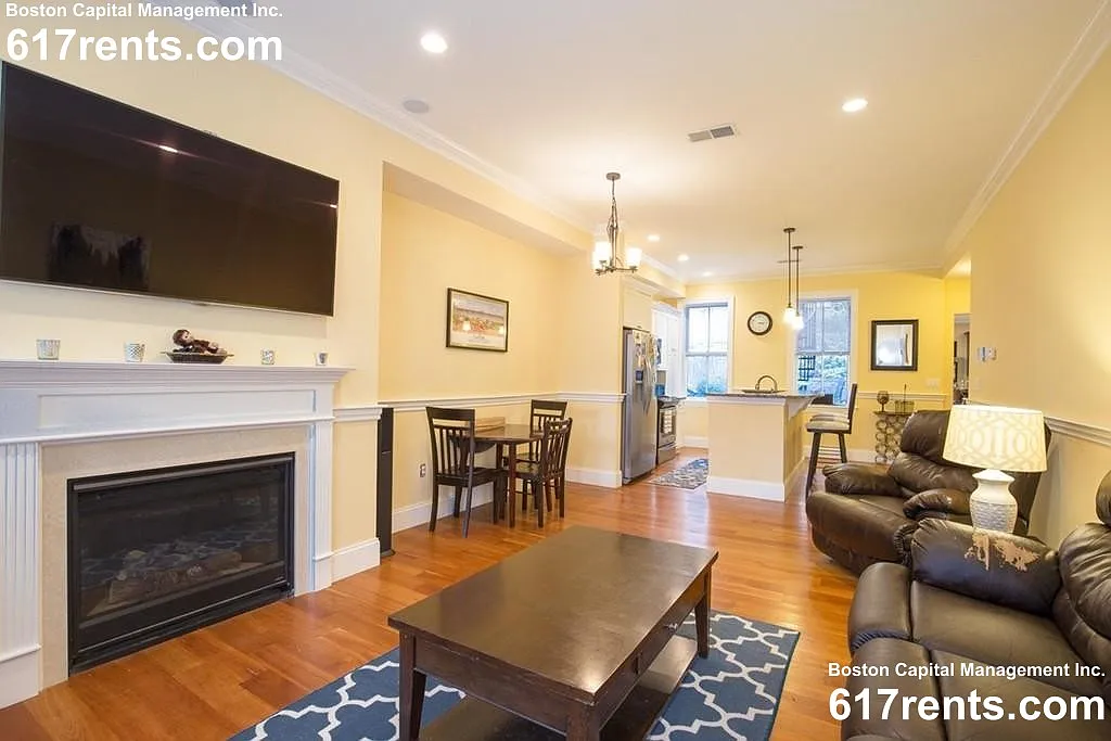 Photo 1 of 12 - 8 Gates St #8 - South Boston, MA Primary Photo - 8 Gates St #8
