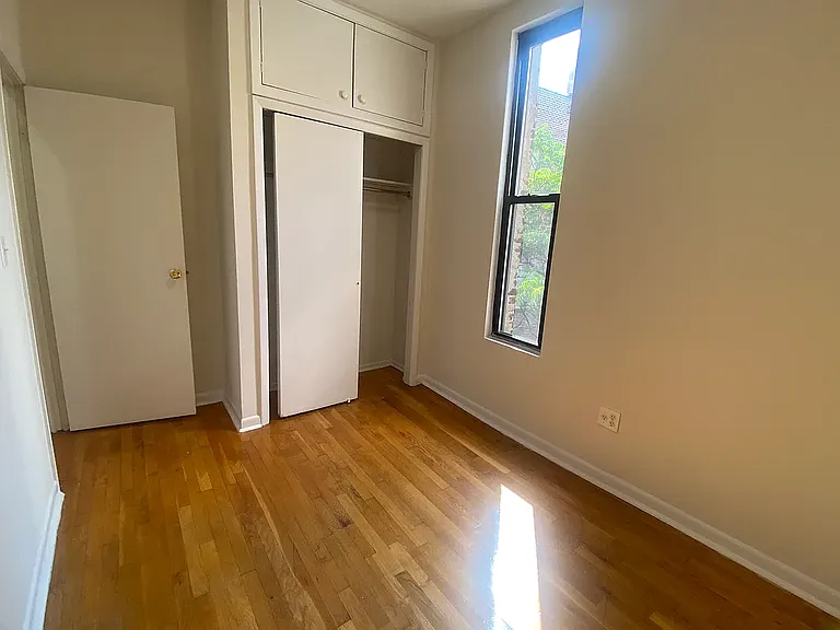 404 W 56th St #20 — Photo 8