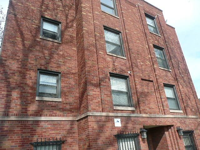 1st image of 6630 S Vernon Ave APT 2
