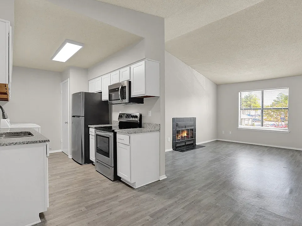 Rock Creek Apartments