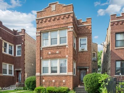 3338 W Cullom Ave, Chicago, IL, 60618