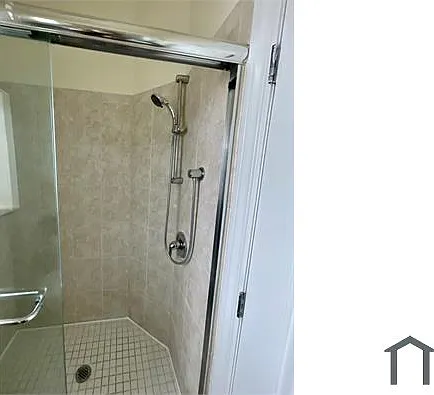2215 W Monroe St #4 — Photo 6