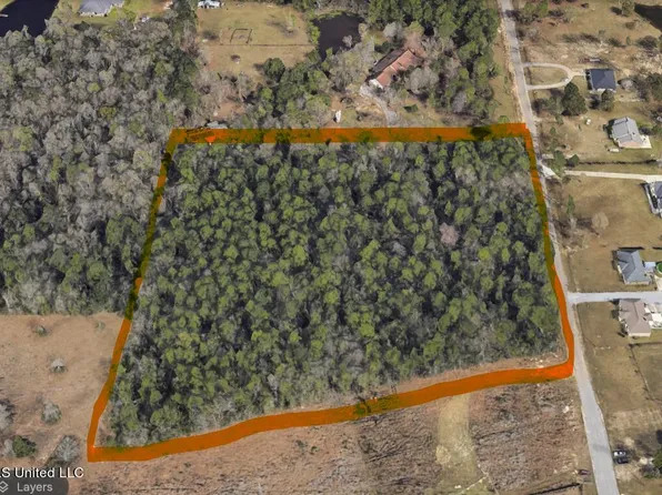 Country Ln, Biloxi, MS 39532