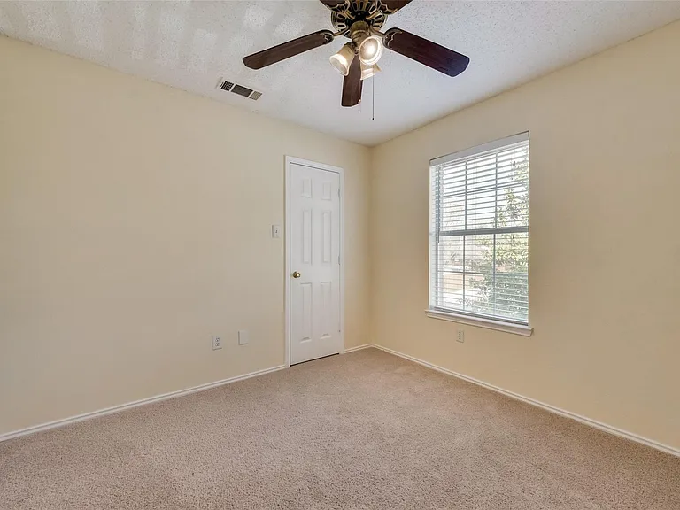 1508 Mountain Side Dr — Photo 13