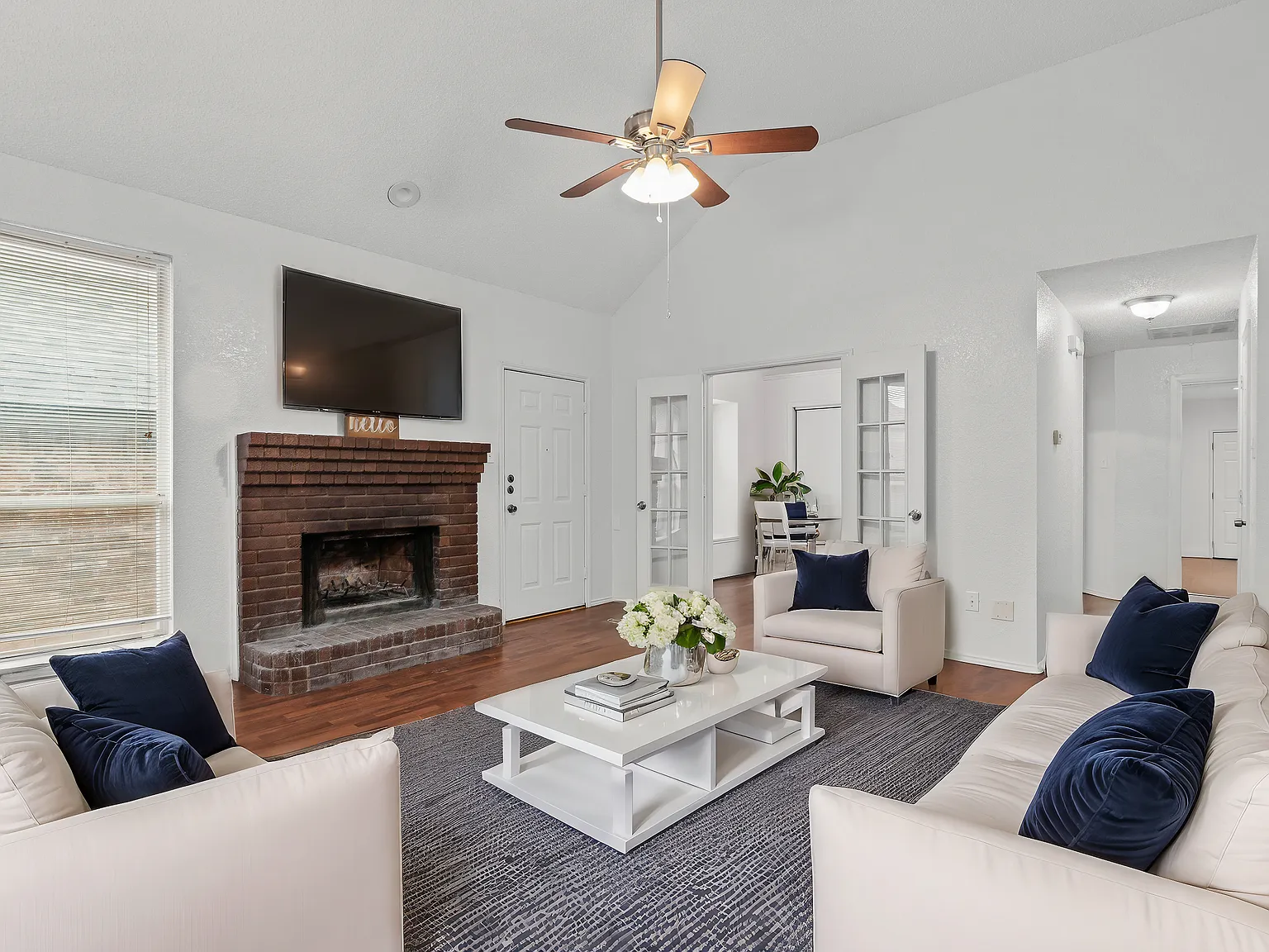 4 bed, 1804 sqft, $3,200 — Photo 4
